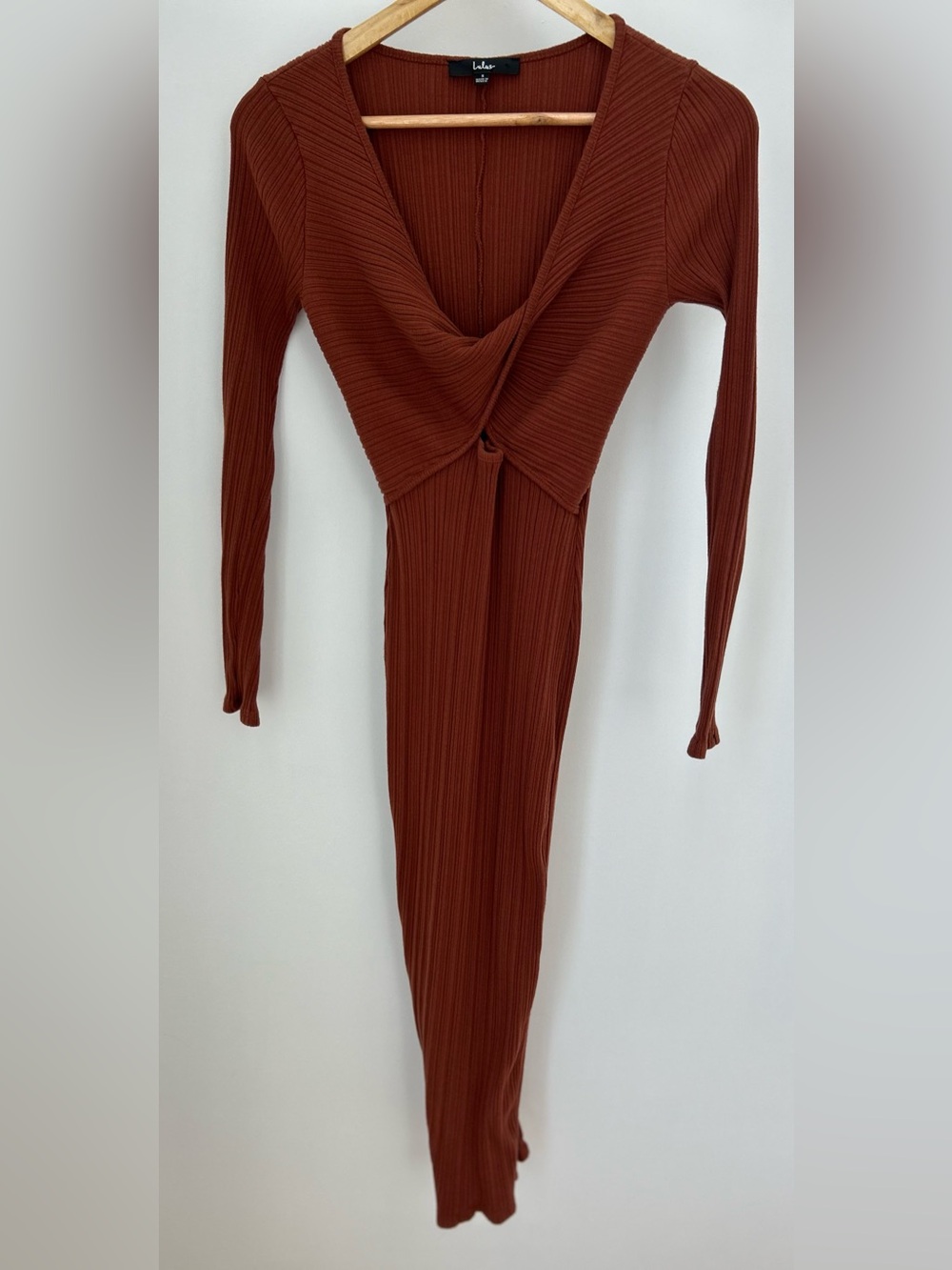 Lulus Rust Ribbed Twist Front Midi Dress - Picture 3 of 7